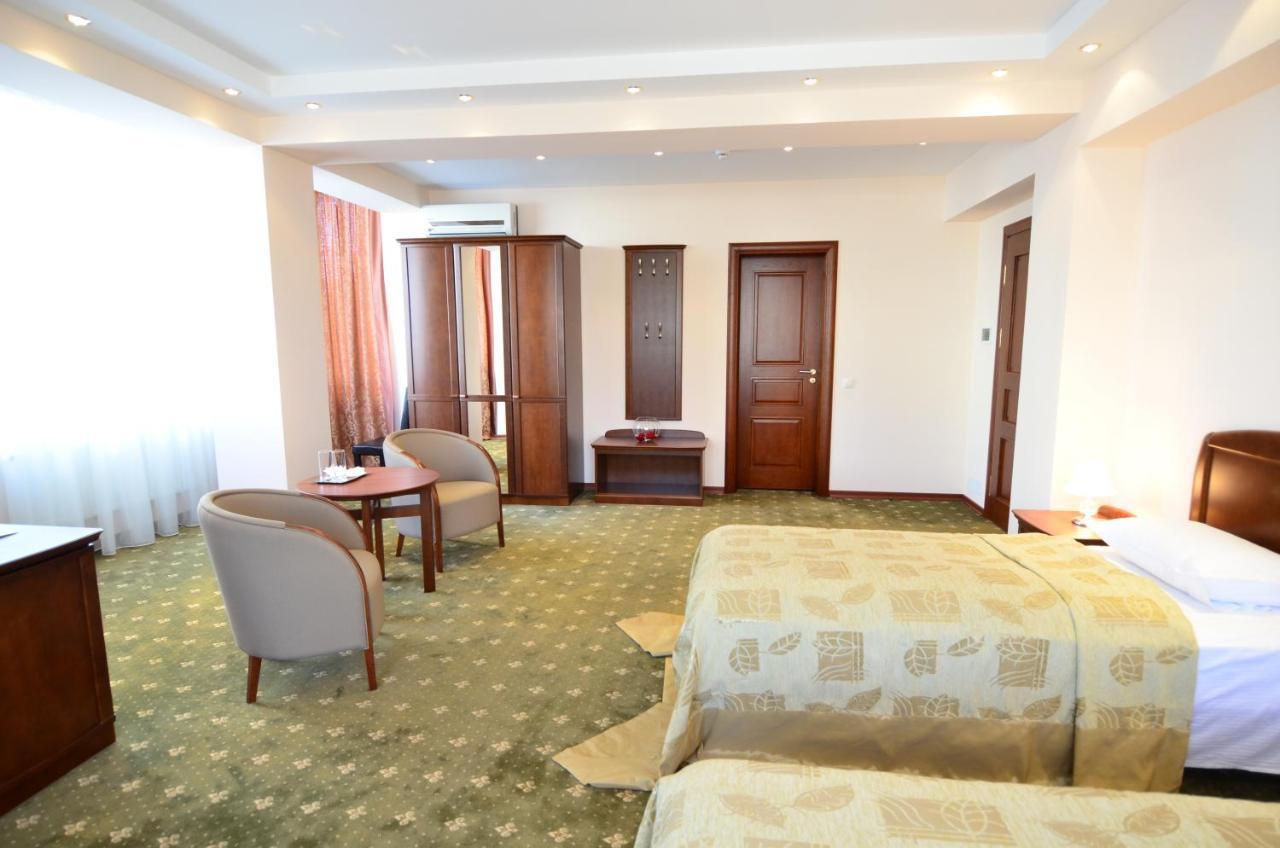 Platinum Hotel Chisinau Luaran gambar