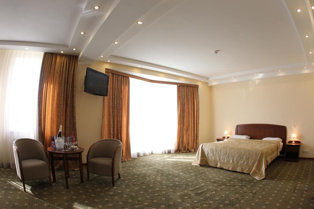 Platinum Hotel Chisinau Luaran gambar