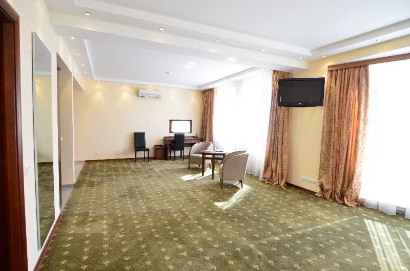 Platinum Hotel Chisinau Luaran gambar